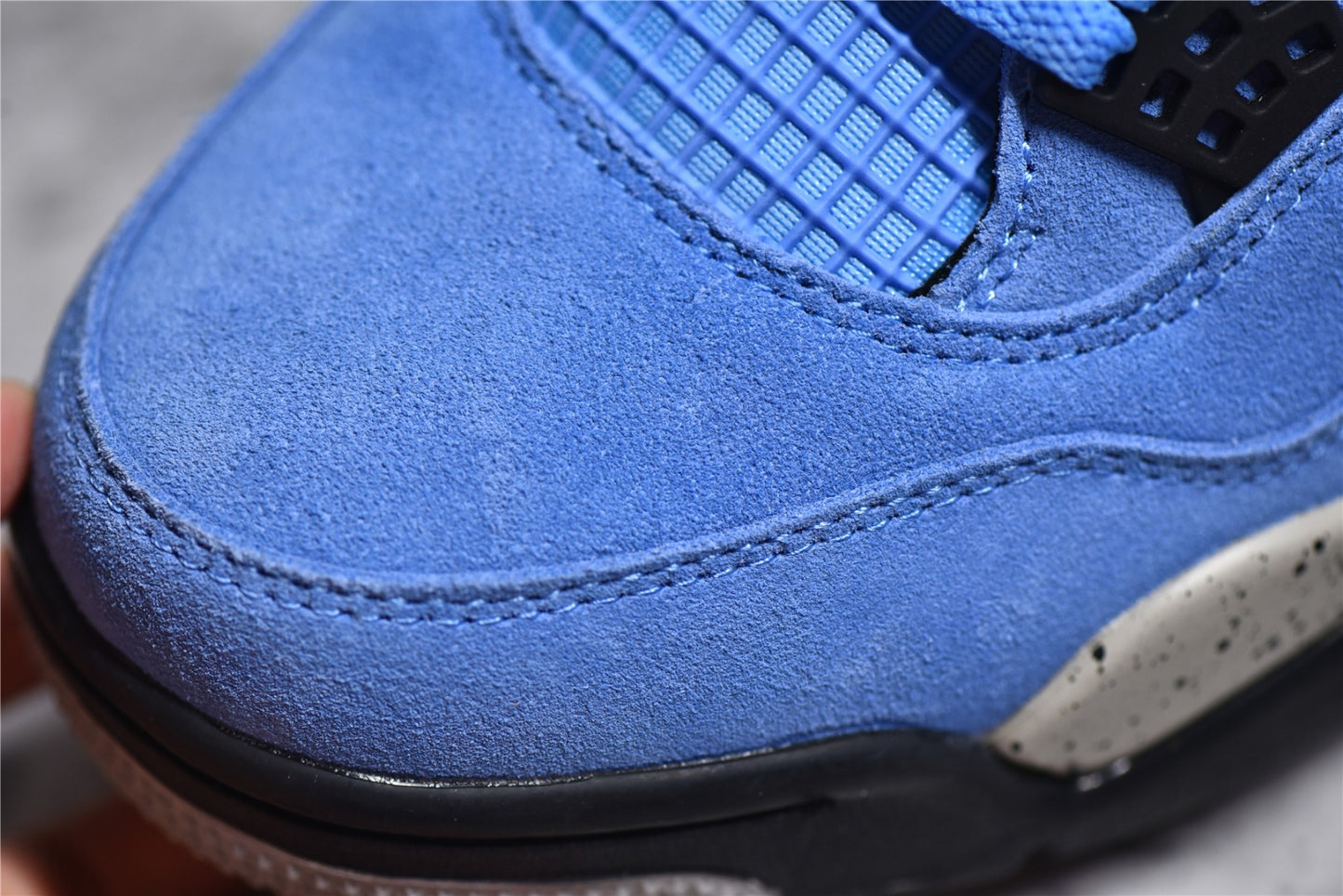 Jordan 4 University Blue