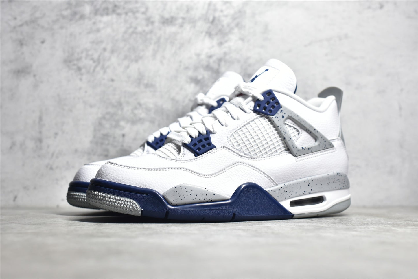 Jordan 4 Midnight Navy