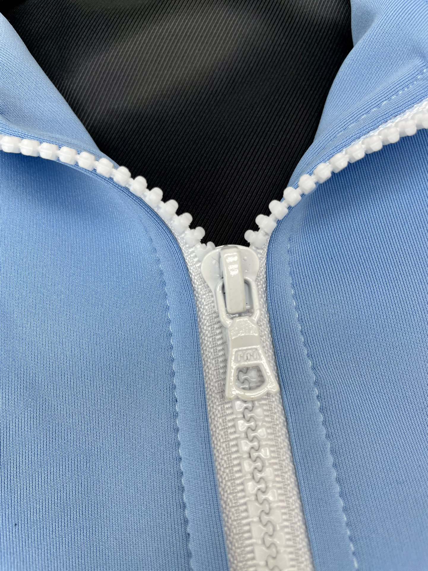 Amr Zipper Hoodie