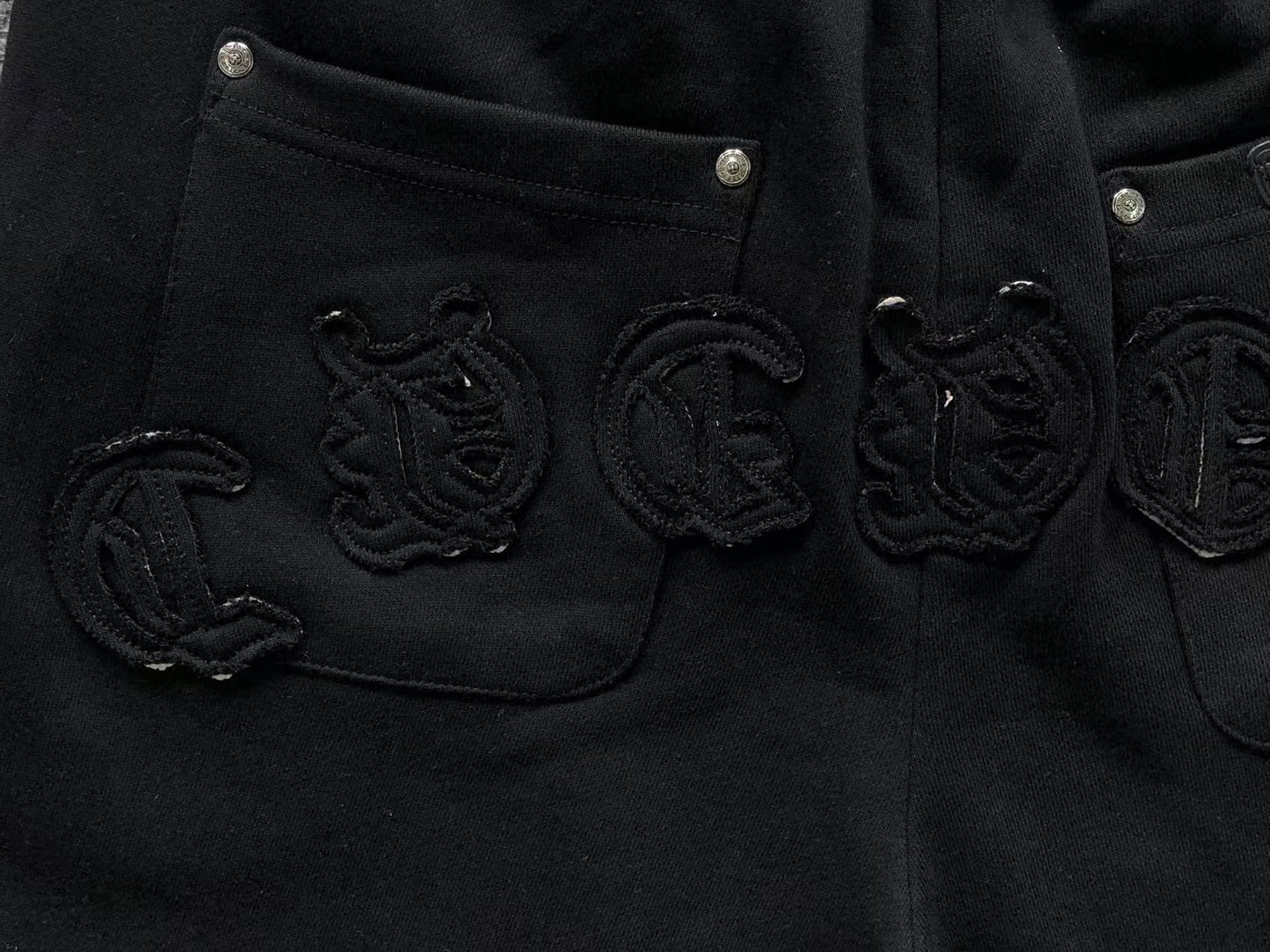 Ch**me He**ts Shorts