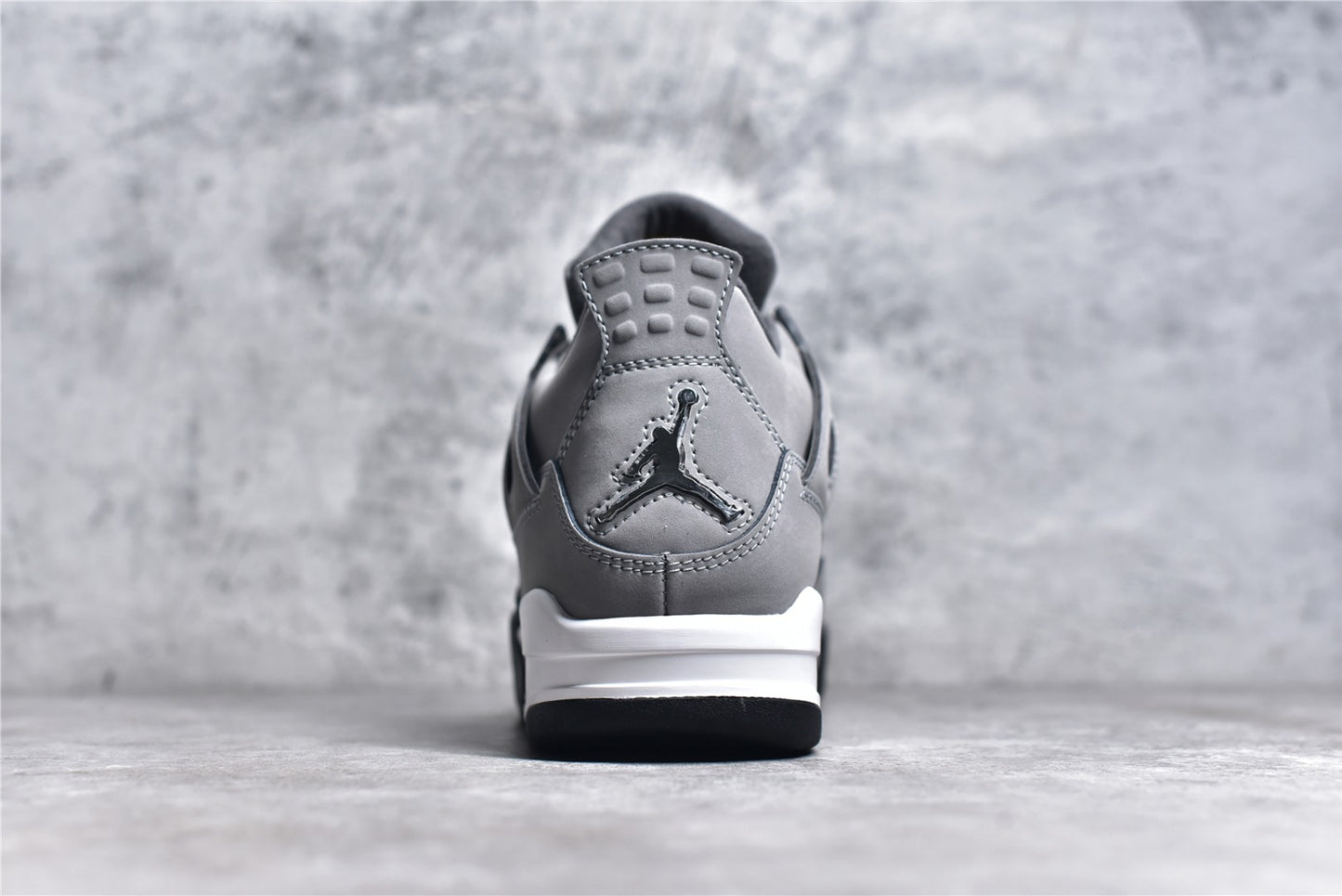 Jordan 4 Cool Grey