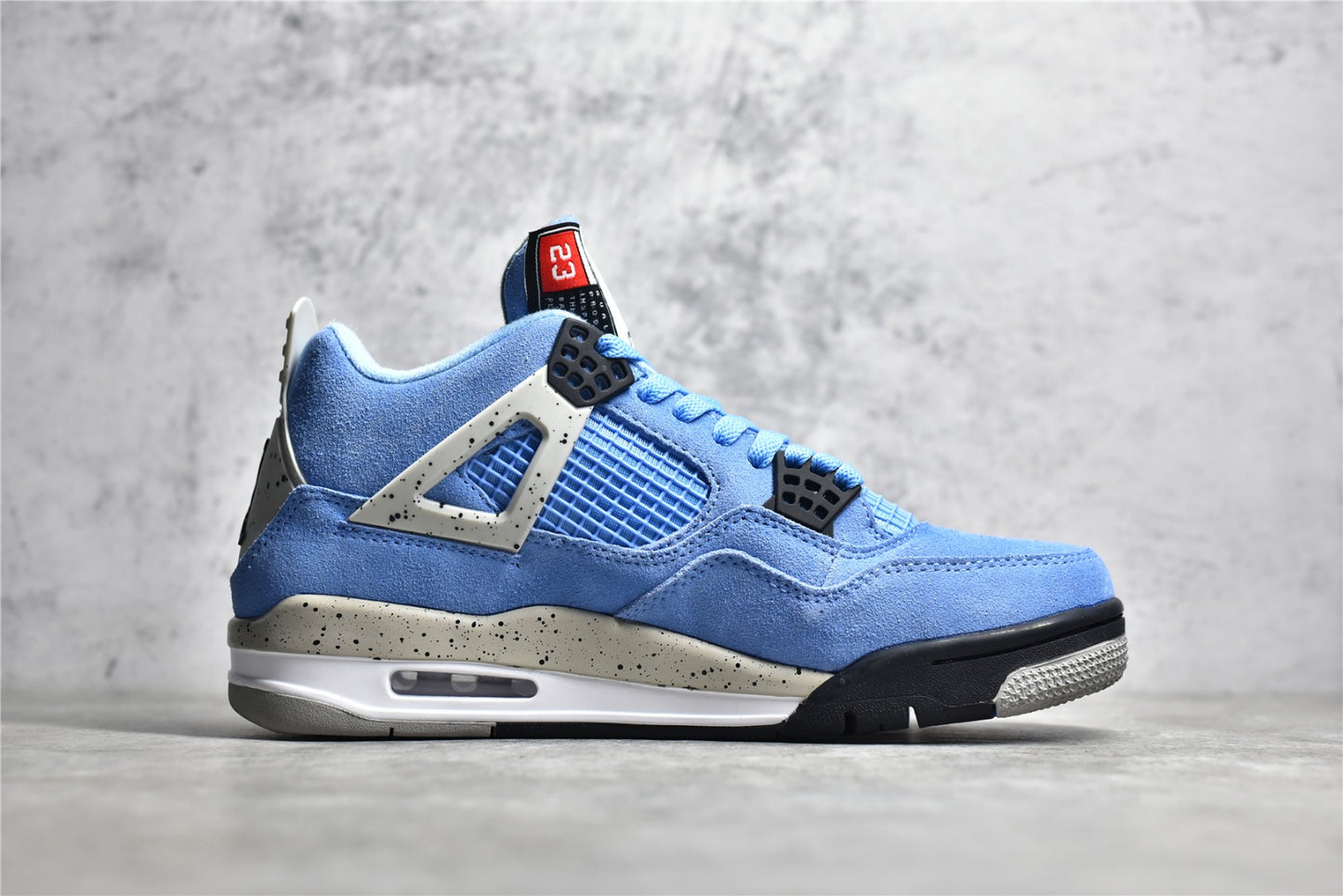 Jordan 4 University Blue