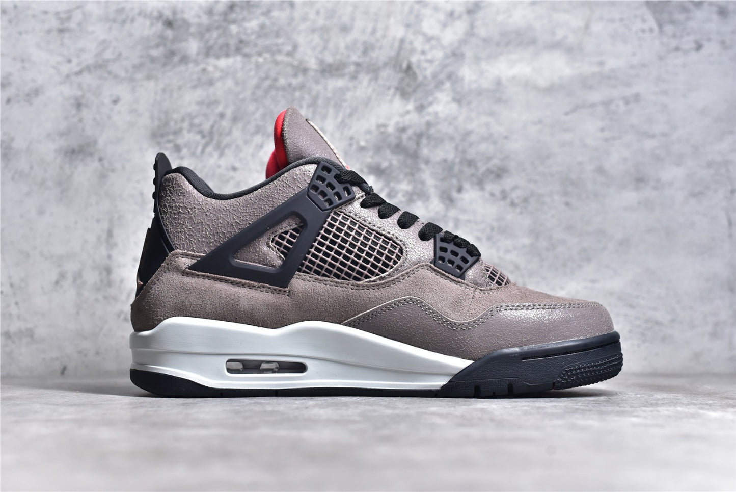 Jordan 4 Retro Taupe Haze