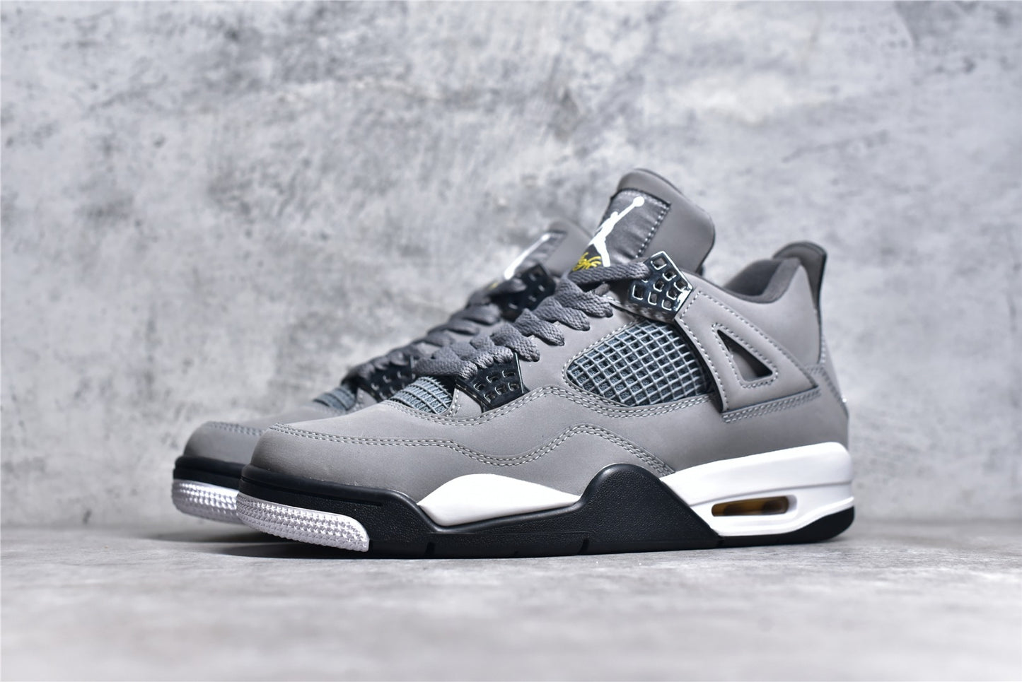 Jordan 4 Cool Grey