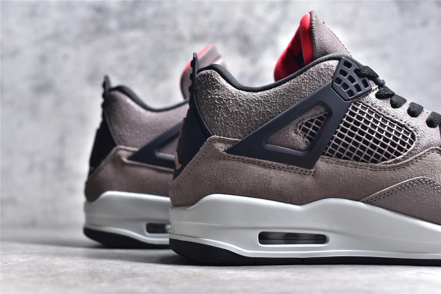 Jordan 4 Retro Taupe Haze