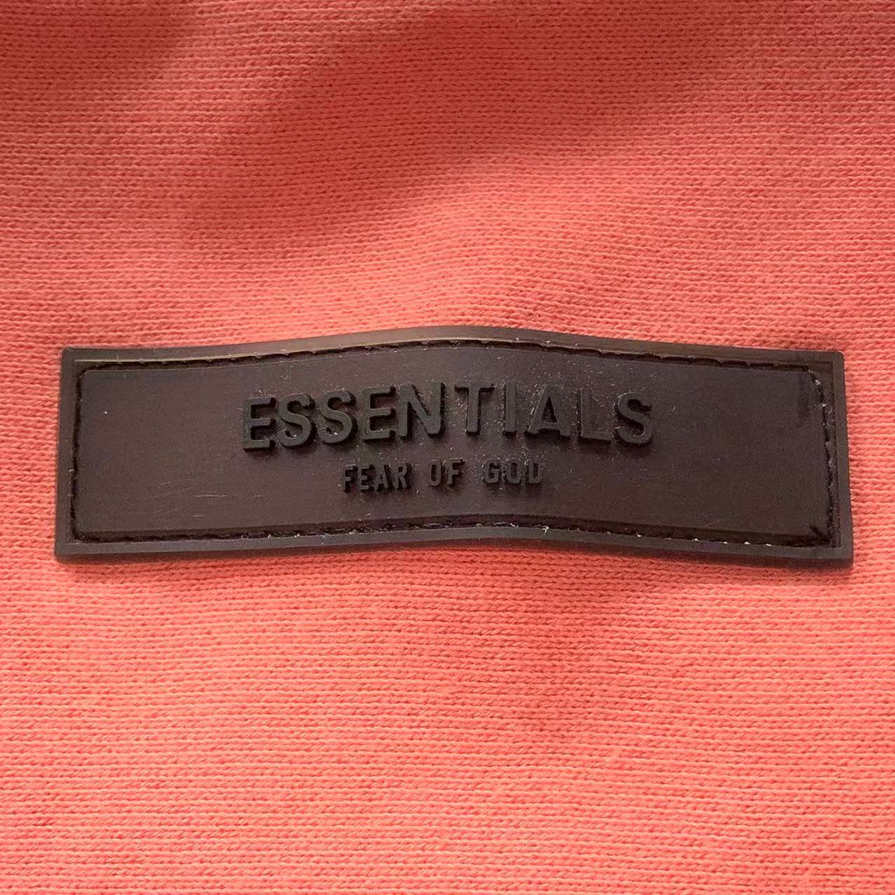Essntl. Top