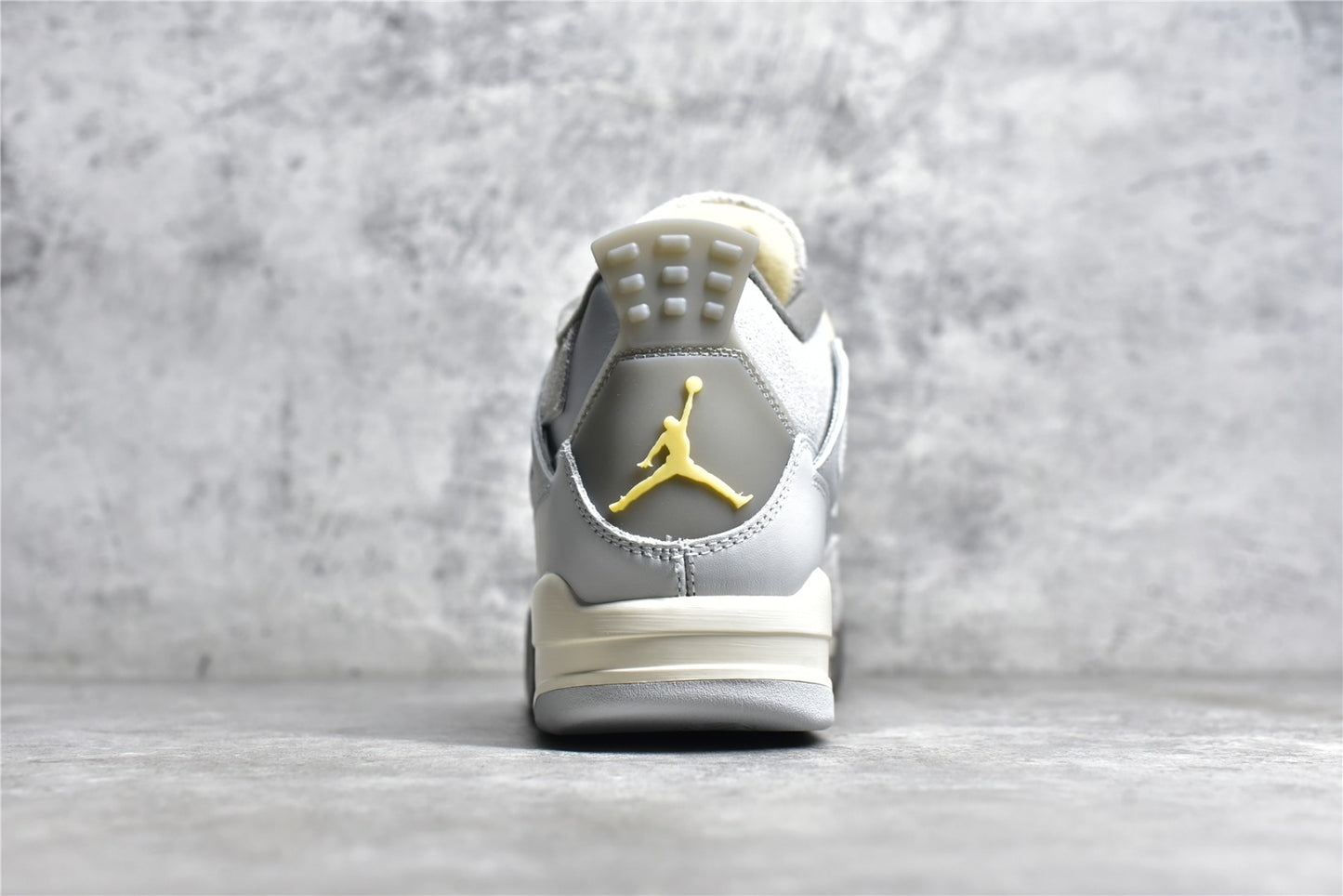 Jordan 4 Retro Se Photon Dust