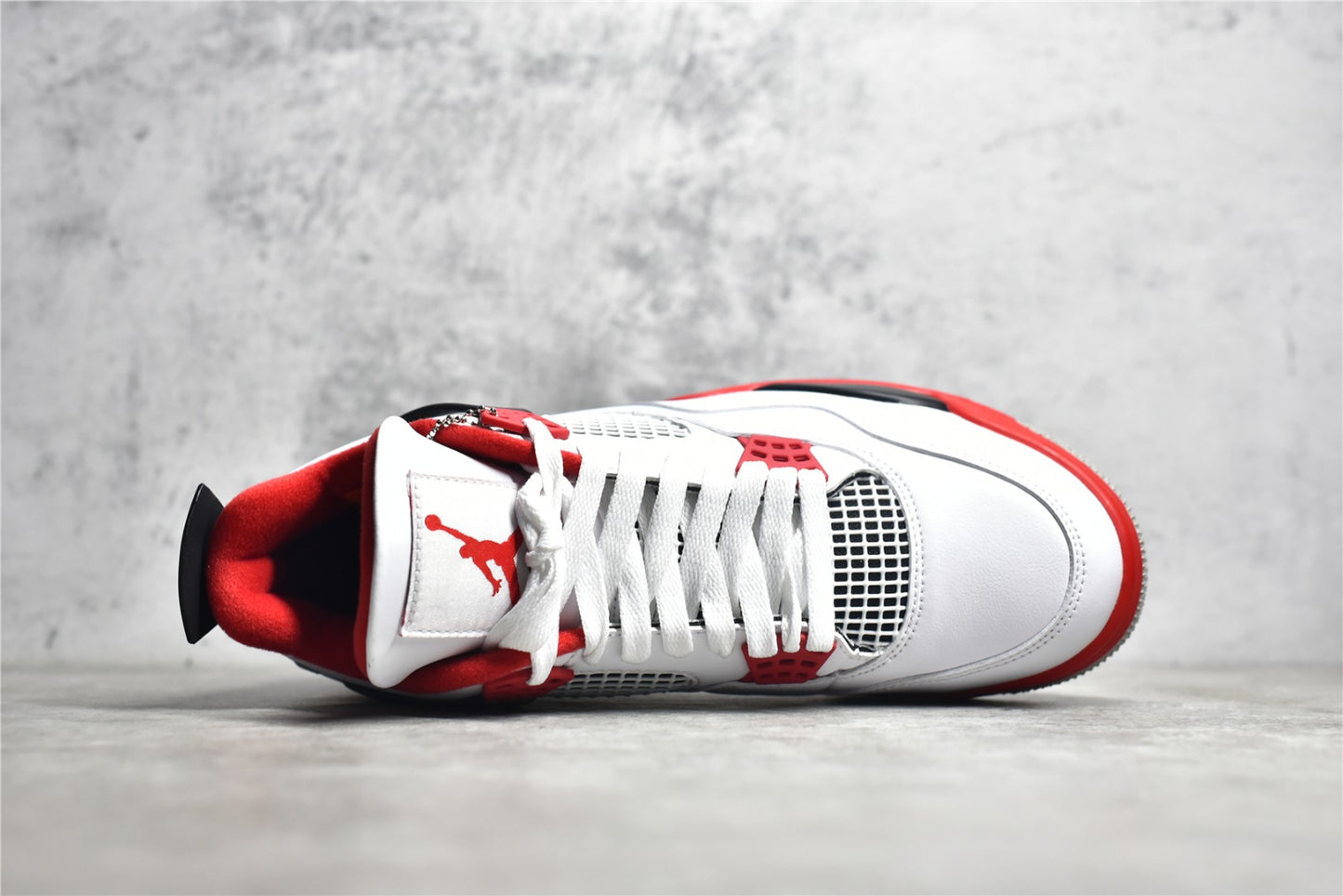 Jordan 4 Fire Red