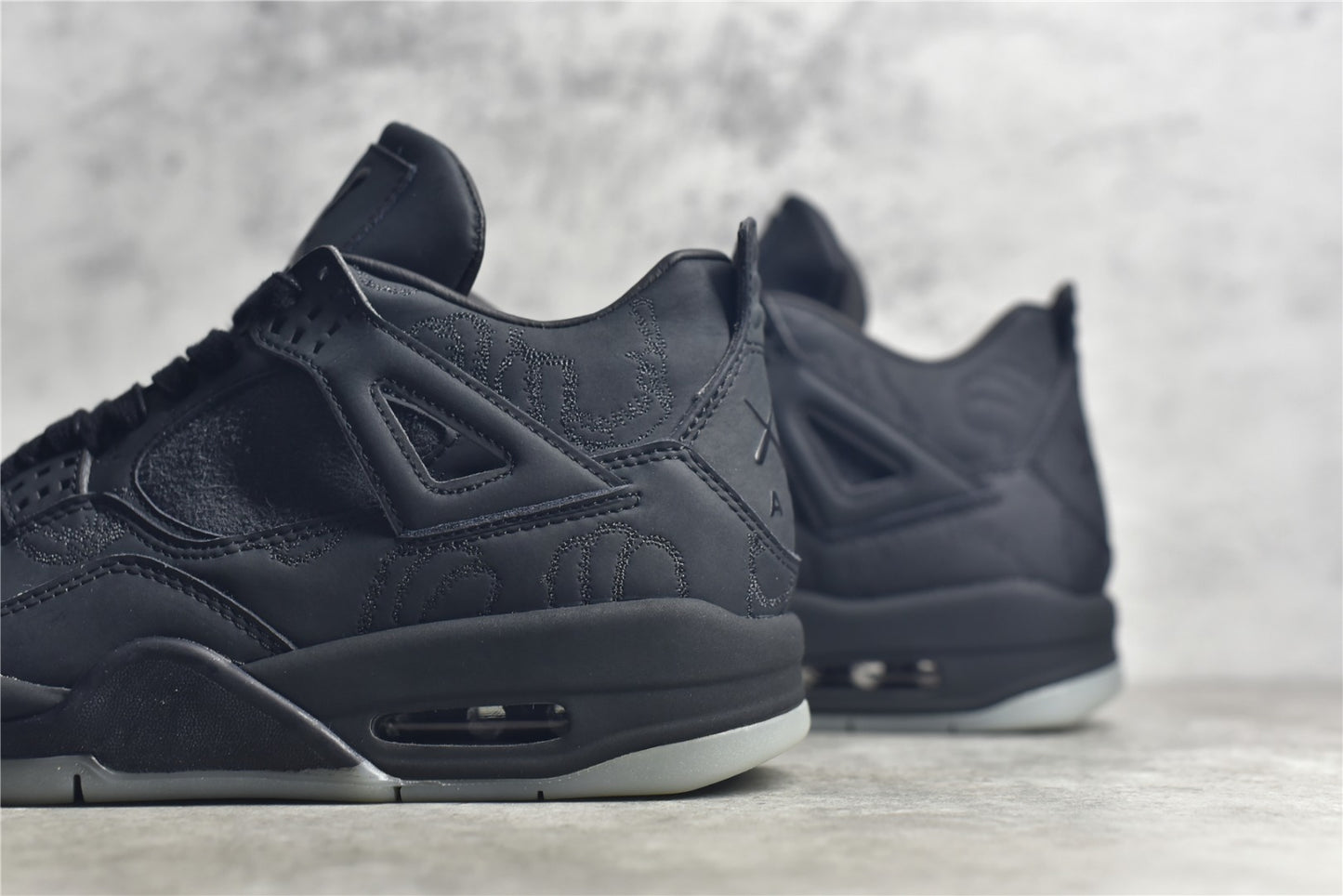 Jordan 4 Retro Kaws Black