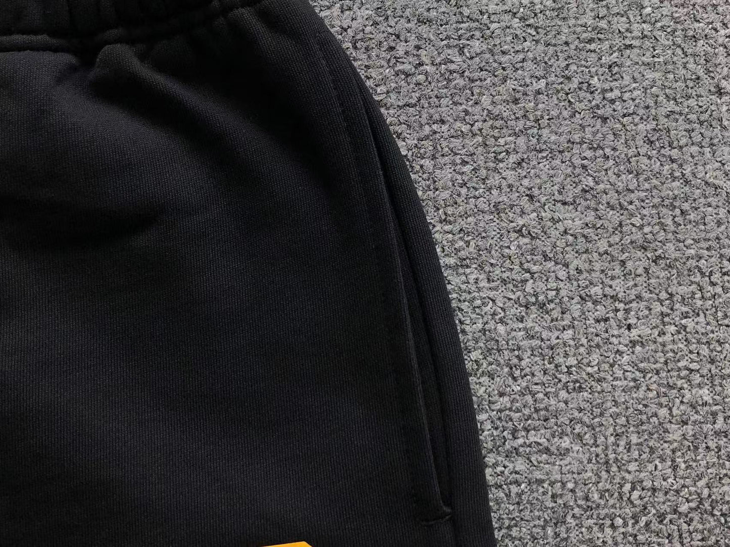 Essntl. Bottom