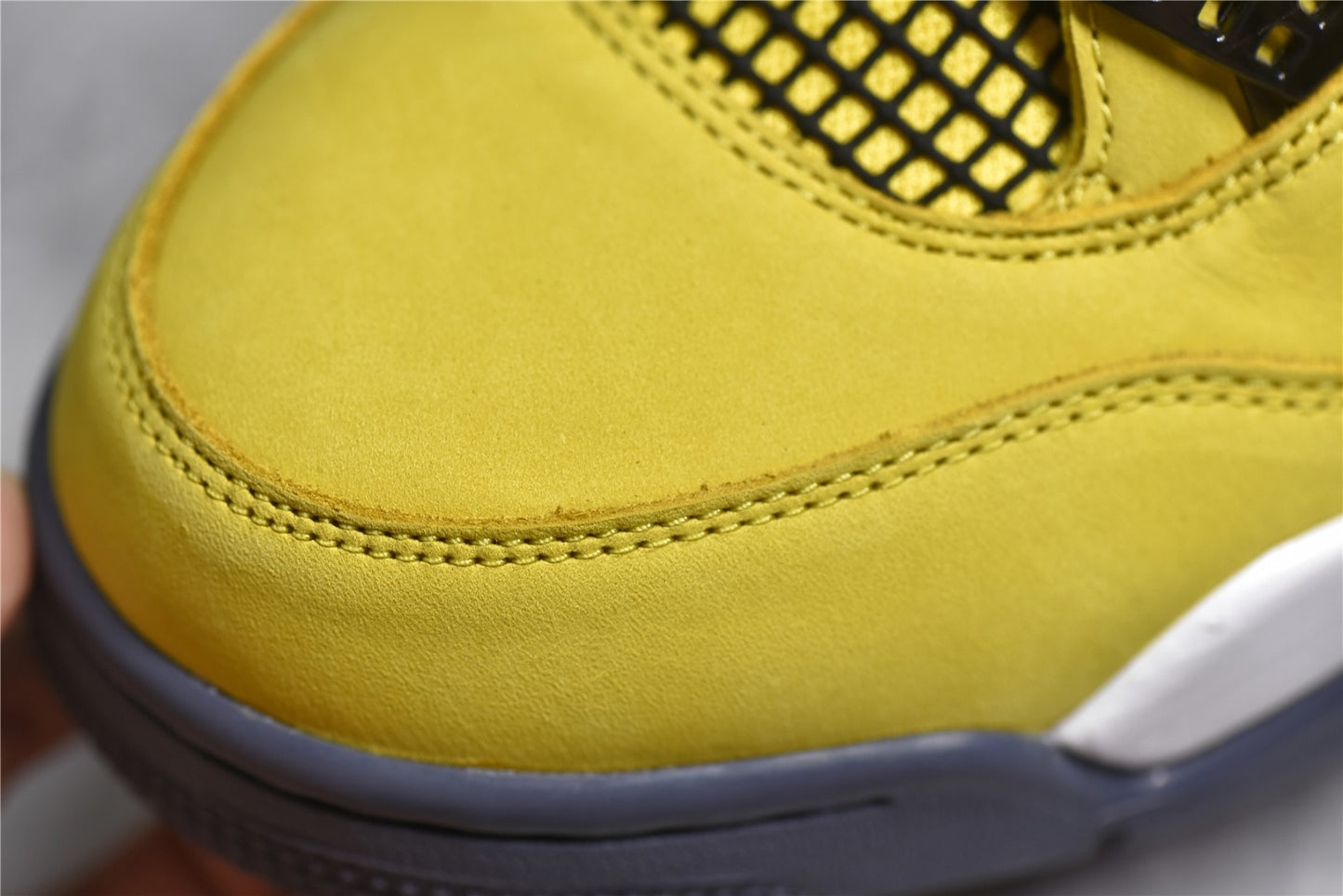 Jordan 4 Retro Lightning Tour Yellow