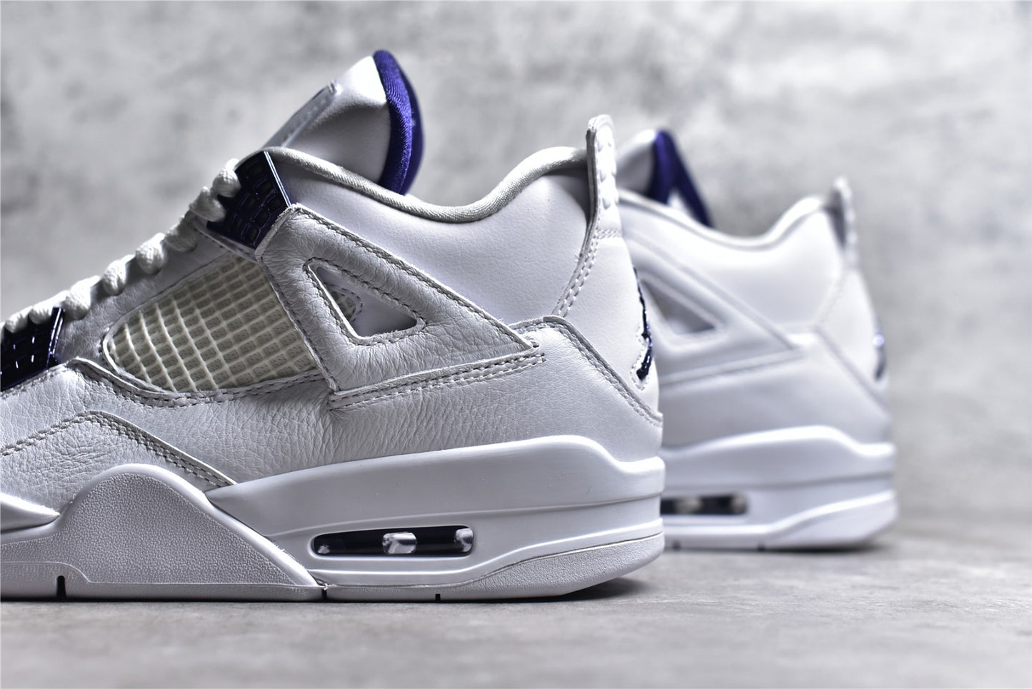 Jordan 4 Metallic Purple