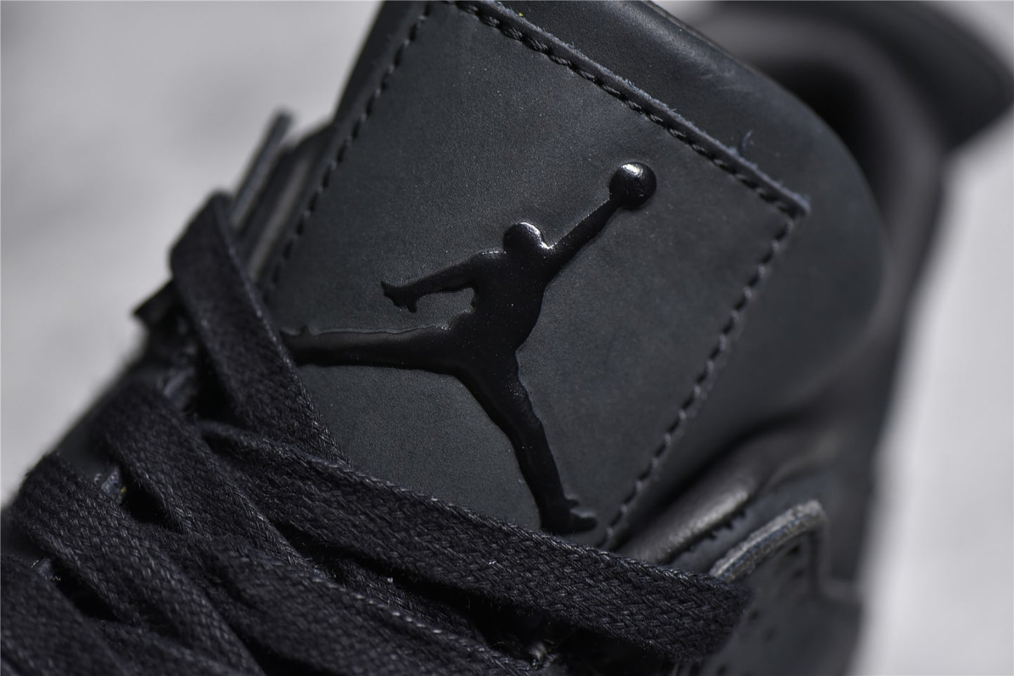 Jordan 4 Retro Kaws Black