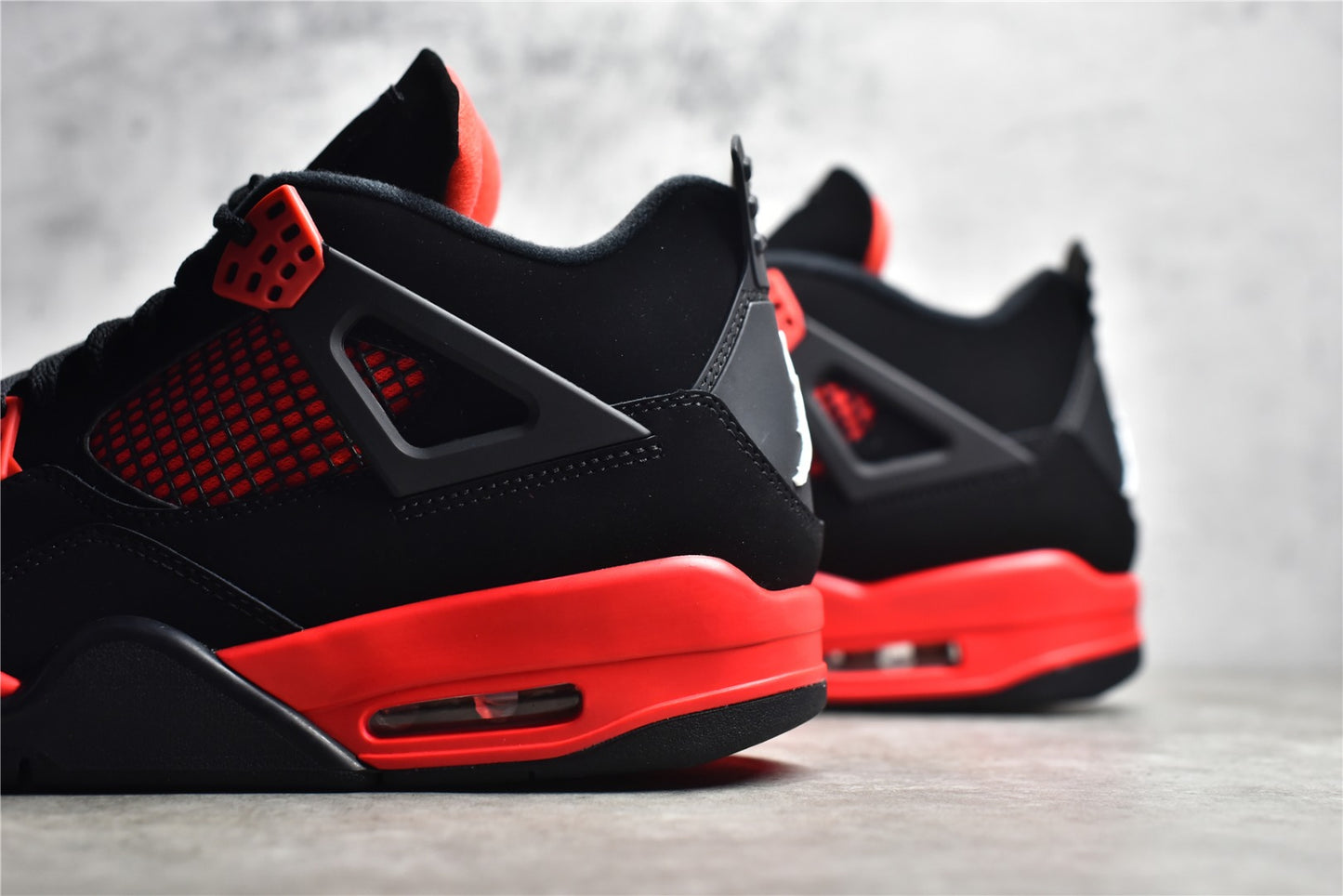 Jordan 4 Red Thunder