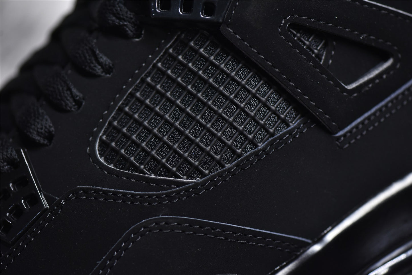 Jordan 4 Black Cat