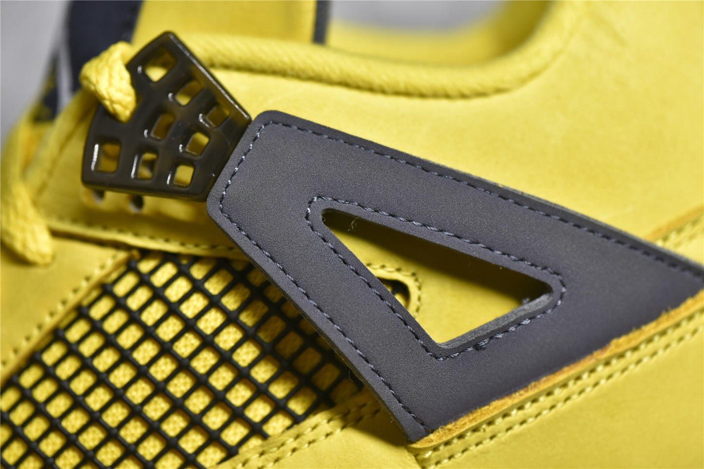 Jordan 4 Retro Lightning Tour Yellow