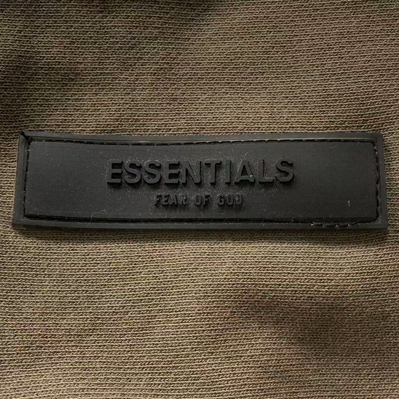 Essntl. Top