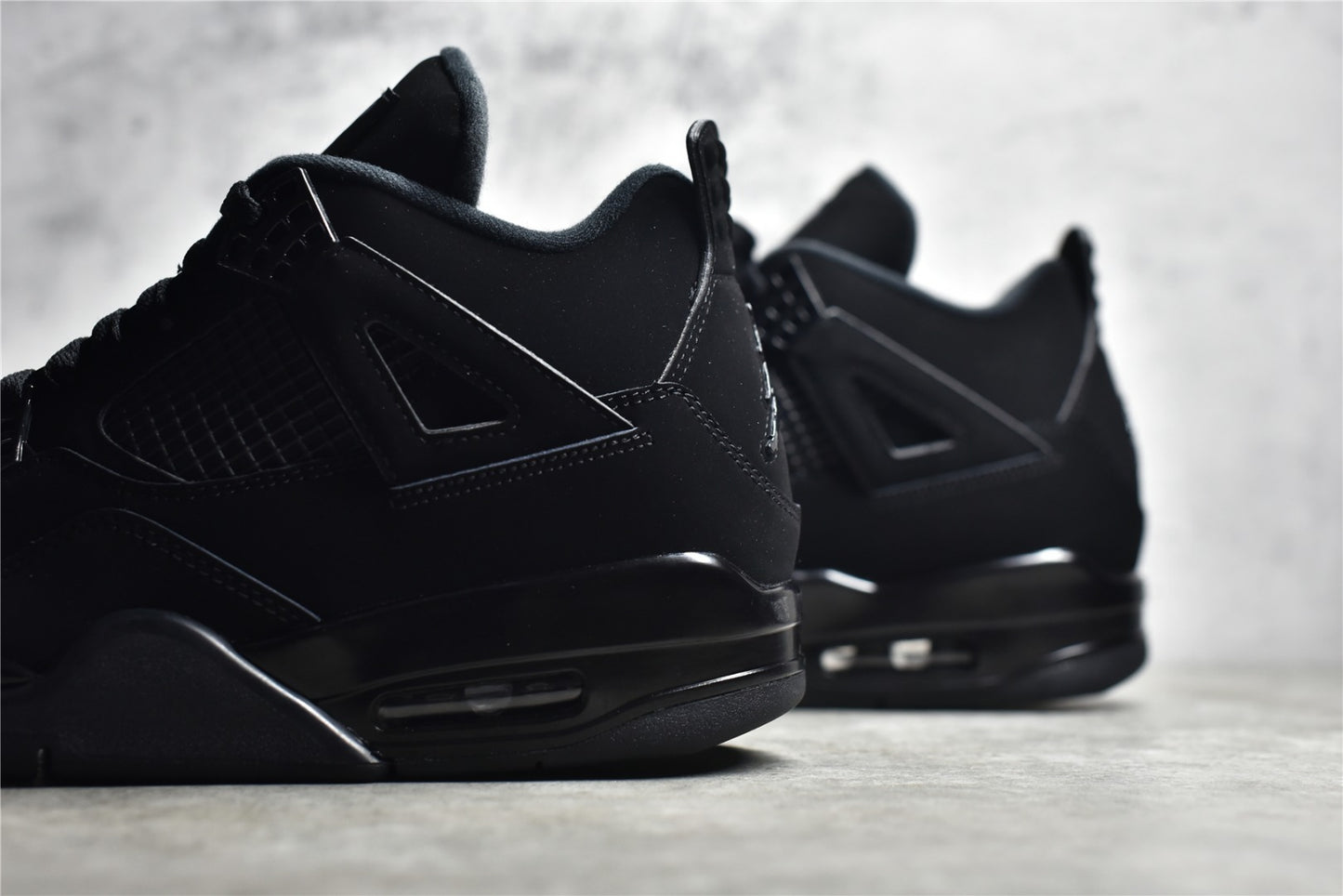 Jordan 4 Black Cat