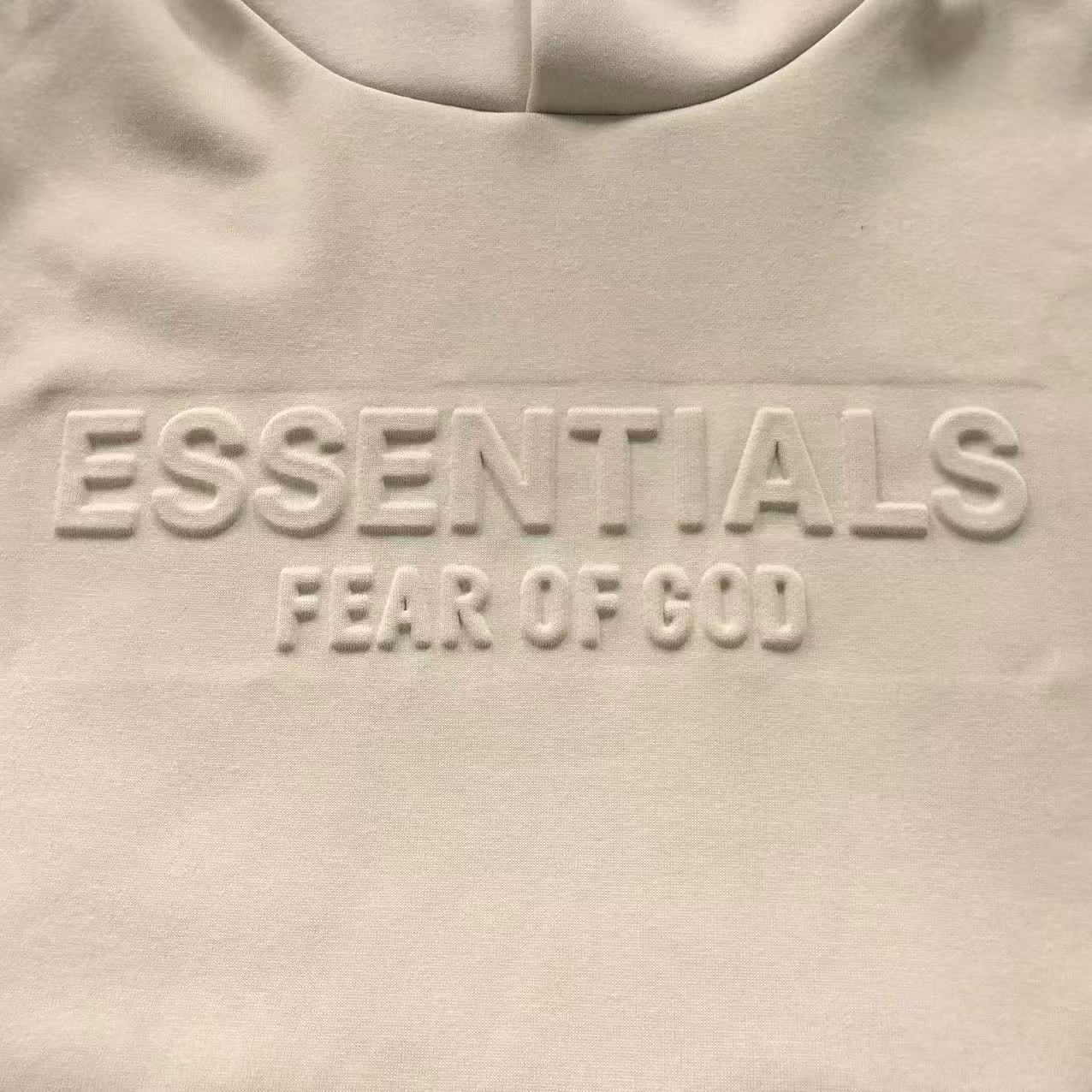 Essntl. Top