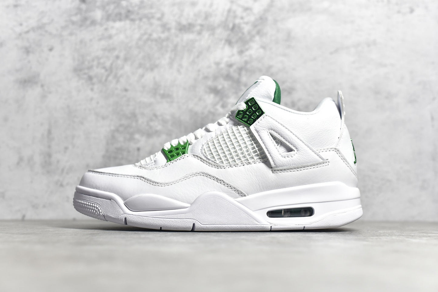 Jordan 4 Metallic Green