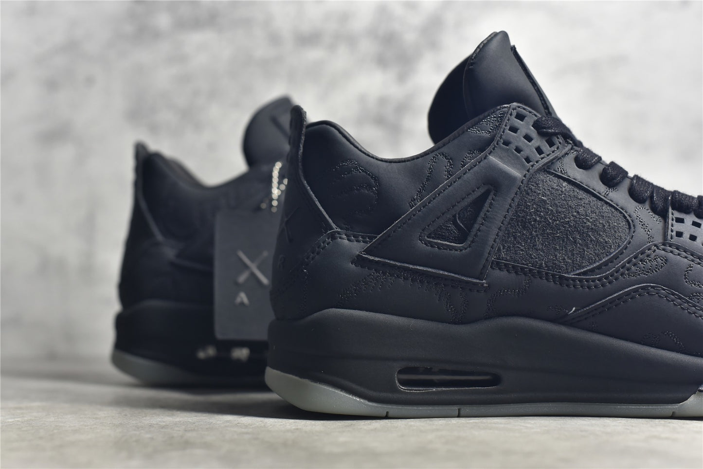 Jordan 4 Retro Kaws Black