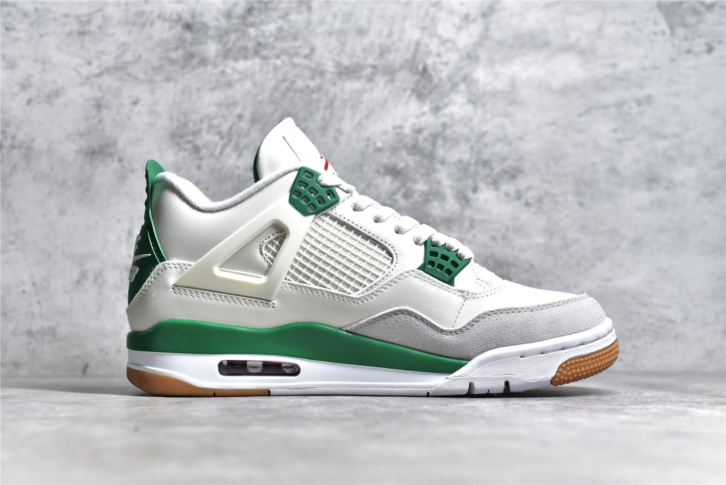 Air Jordan 4 x Nike SB Pine Green