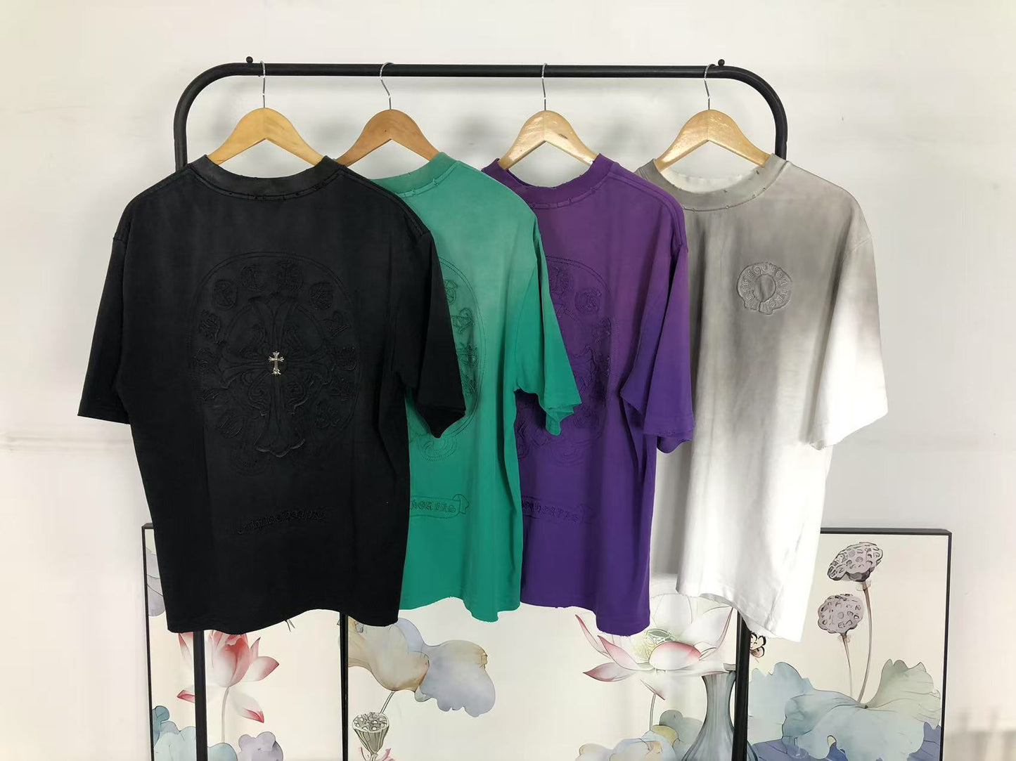 Ch**me He**ts T-shirt