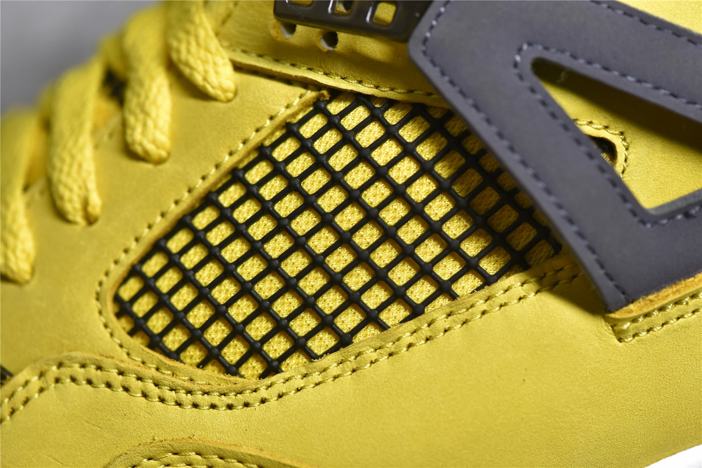 Jordan 4 Retro Lightning Tour Yellow