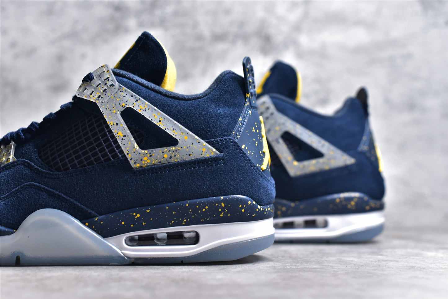 Jordan 4 retro 'michigan wolverines' pe