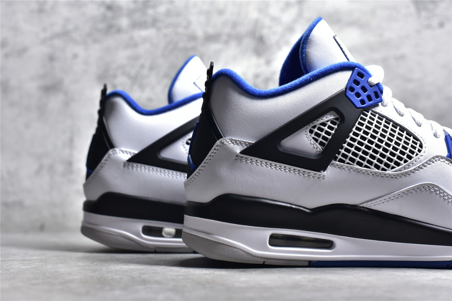 Jordan 4 Racing Blue