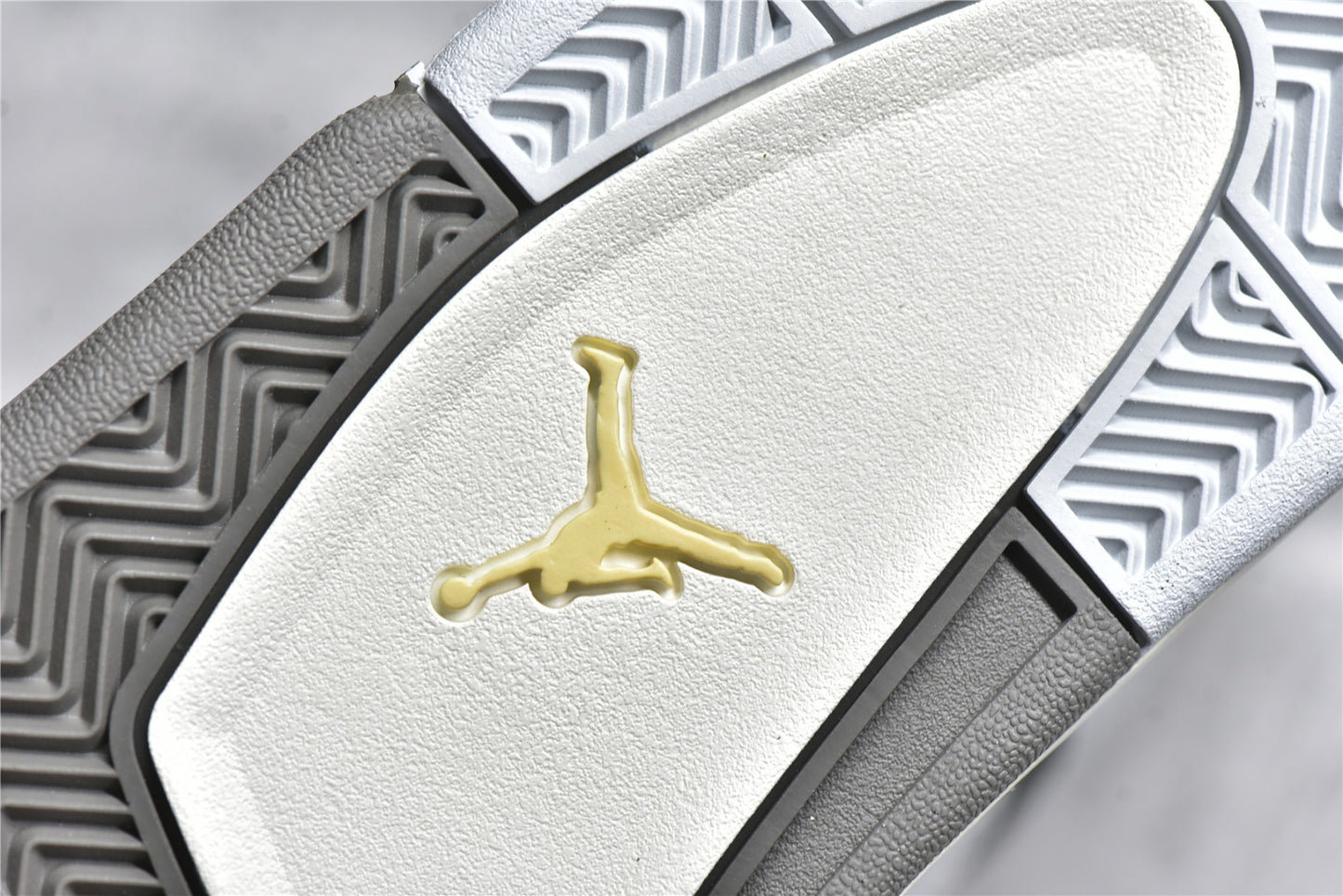 Jordan 4 Retro Se Photon Dust