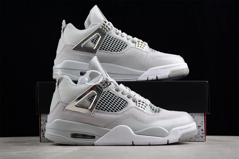 Jordan 4 Retro Frozen Moments