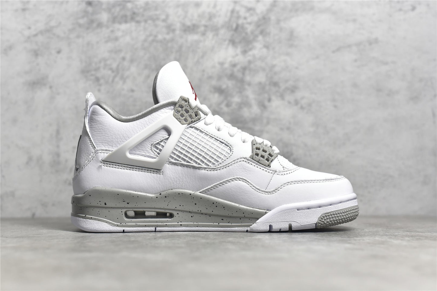 Jordan 4 White Oreo