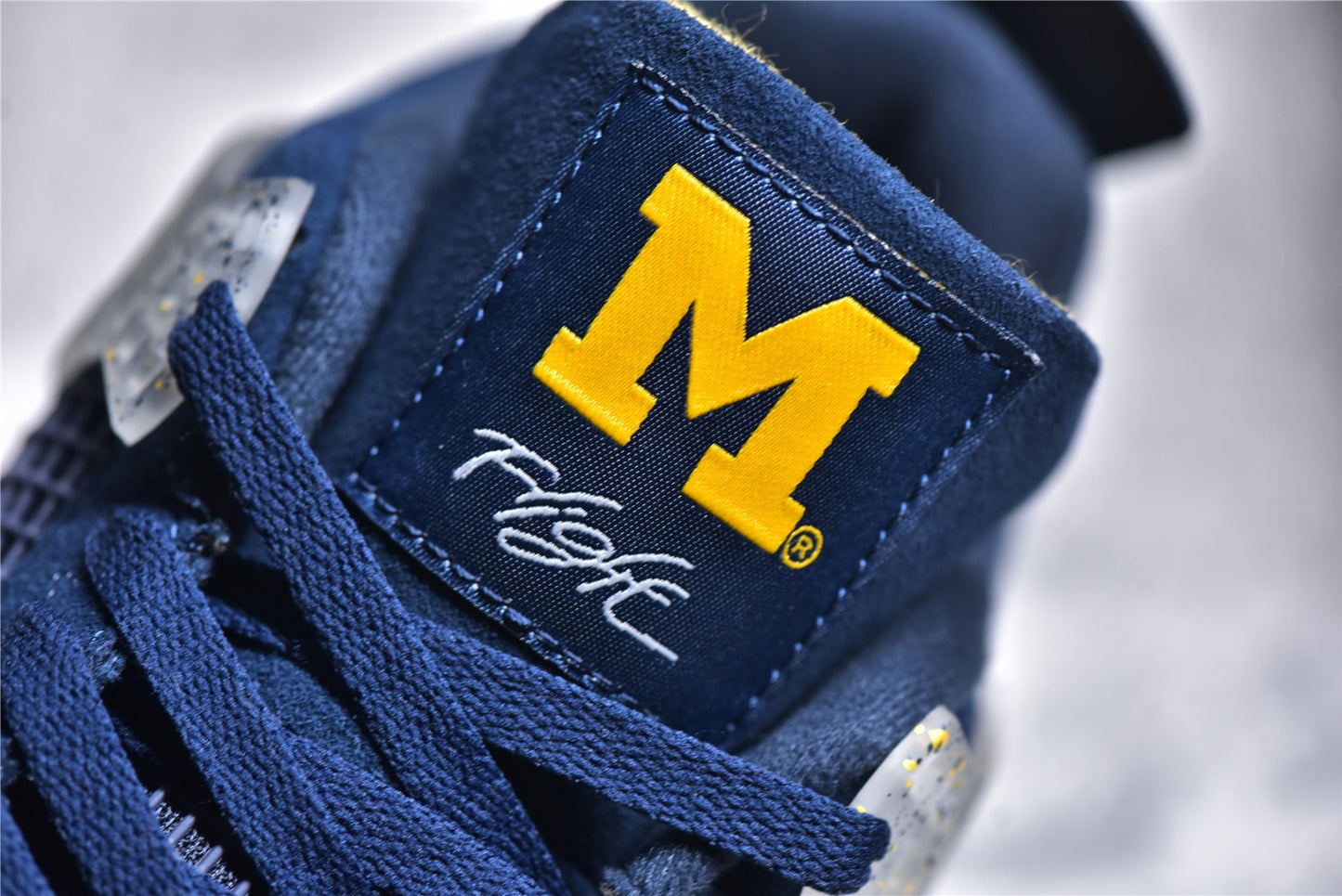 Jordan 4 retro 'michigan wolverines' pe