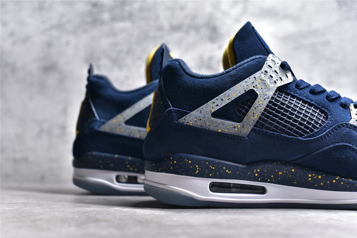 Jordan 4 retro 'michigan wolverines' pe